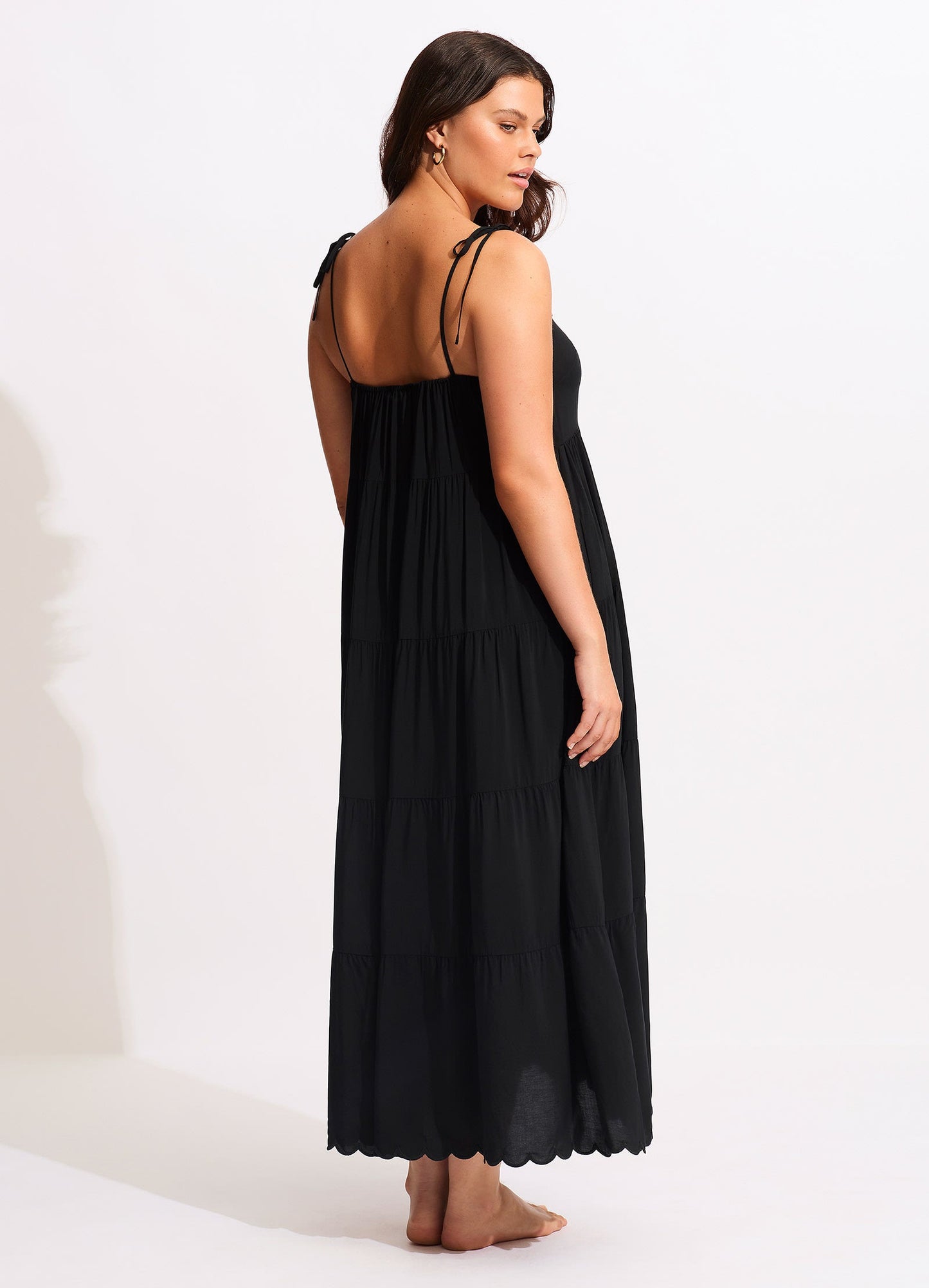 Gia Scallop Midi Dress - Black